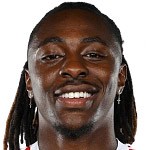  埃泽禁区外惊艳抽射；阿森纳半场领先勒沃库森。 体育新闻 埃泽禁区外惊艳抽射；阿森纳半场领先勒沃库森。 体育新闻