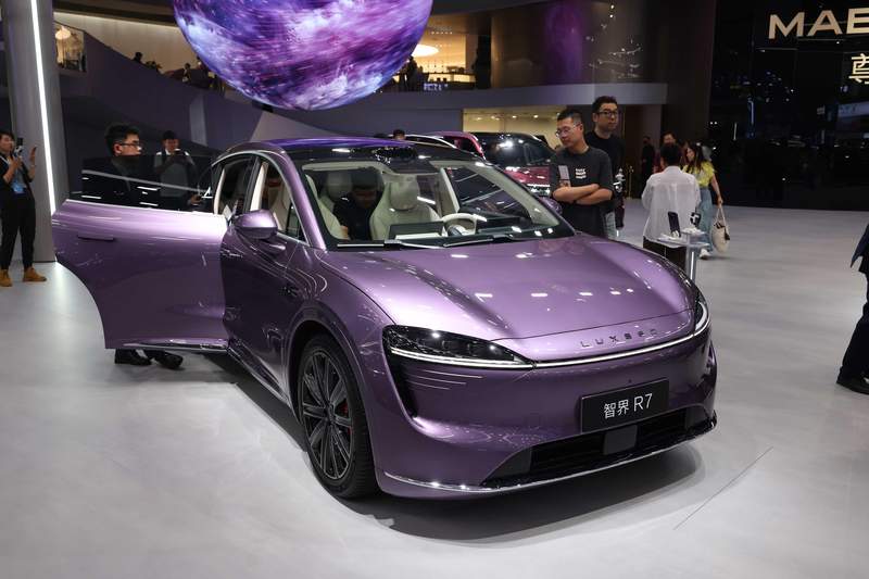  技术焦虑的应对之道：华为巨鲸电池平台如何重塑安全标准？ IT技术