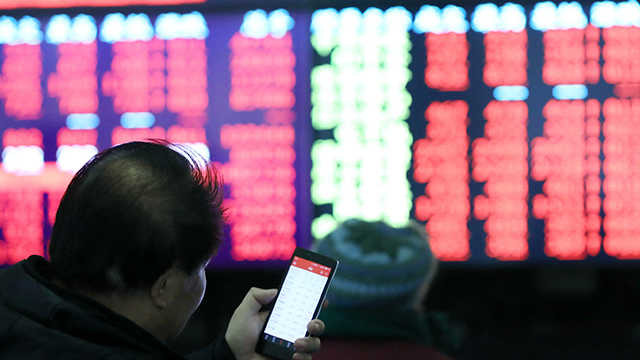  拒绝盲目扩张：石化行业转型的底层逻辑已变 新闻