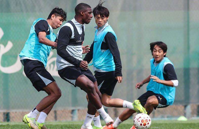  京蓉之战数据解析：战术博弈背后的胜负手与伤病隐忧 IT技术 京蓉之战数据解析：战术博弈背后的胜负手与伤病隐忧 IT技术