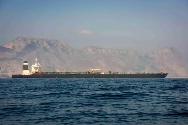  AIS数据崩塌：霍尔木兹海峡「幽灵船队」背后的技术博弈与地缘重构 IT技术